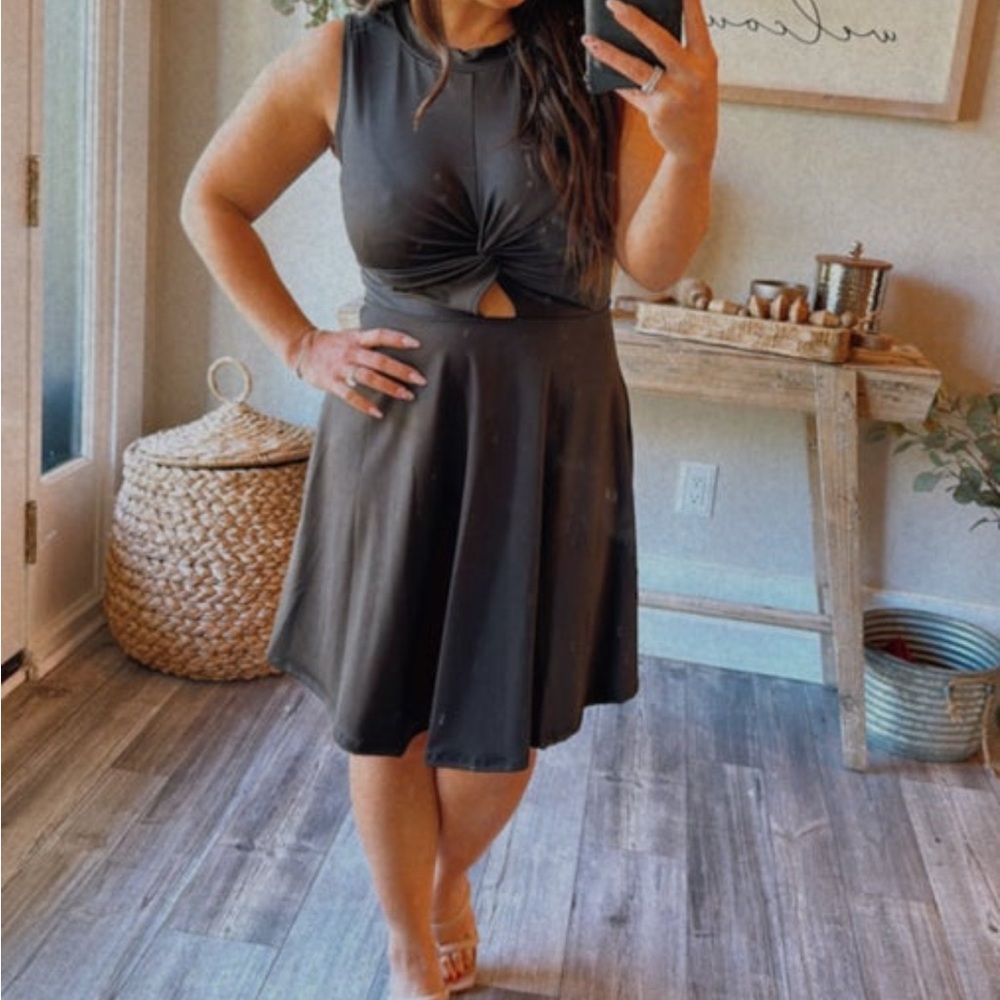 white birch Black Knot-Front Sleeveless Fit & Flare Dress